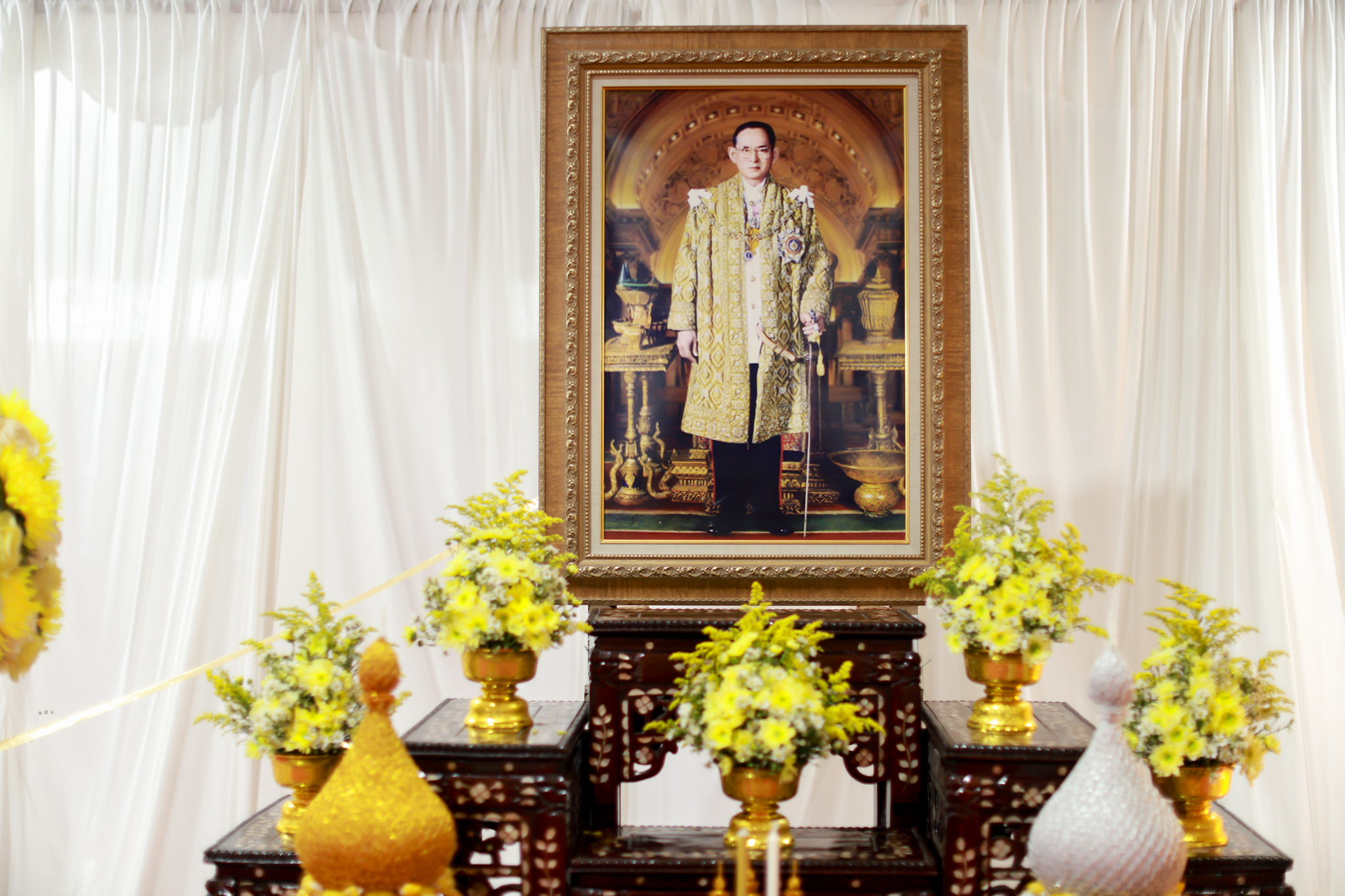 พิธีเจริญพระพุทธมนต์ถวายพระราชกุศล 